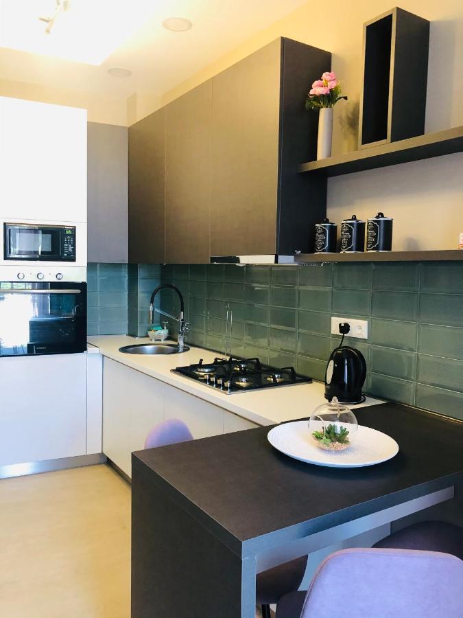 Wellconect Apartamento Kʼutʼaisi Exterior foto