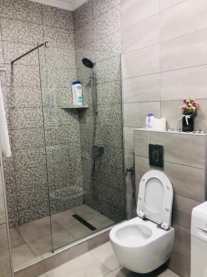 Wellconect Apartamento Kʼutʼaisi Exterior foto