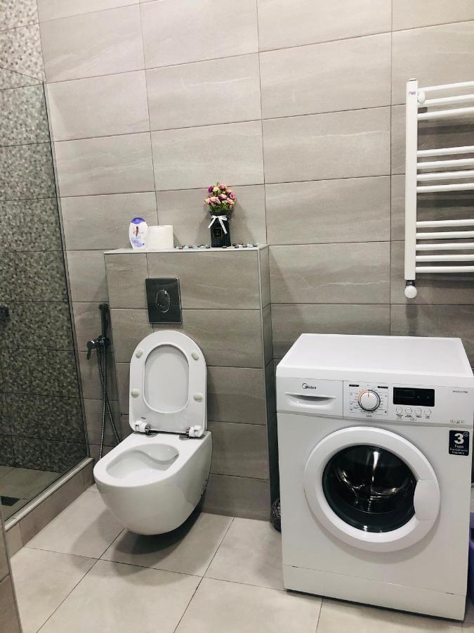 Wellconect Apartamento Kʼutʼaisi Exterior foto