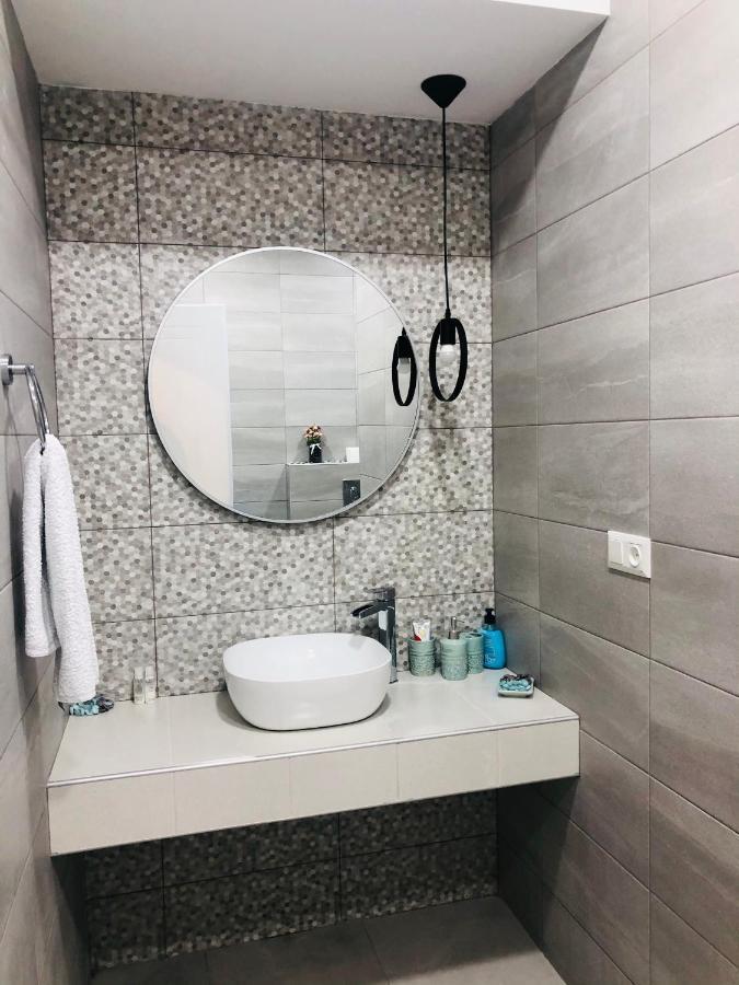 Wellconect Apartamento Kʼutʼaisi Exterior foto